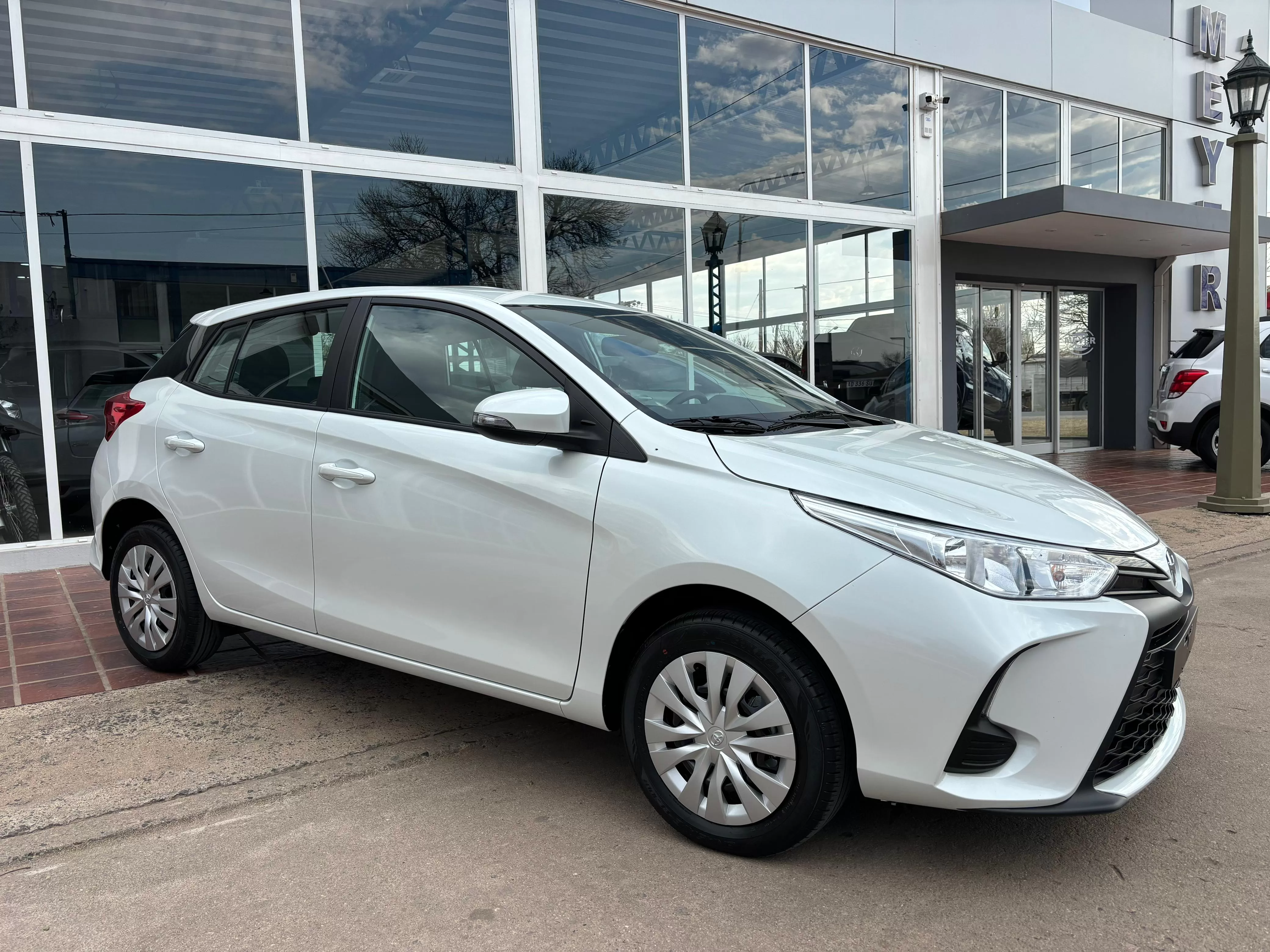 Yaris