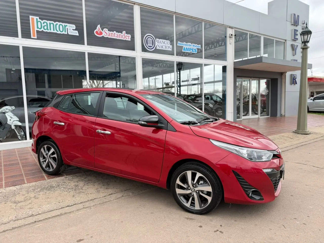 Yaris